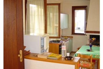 Italy Chata San Clemente, Exterior